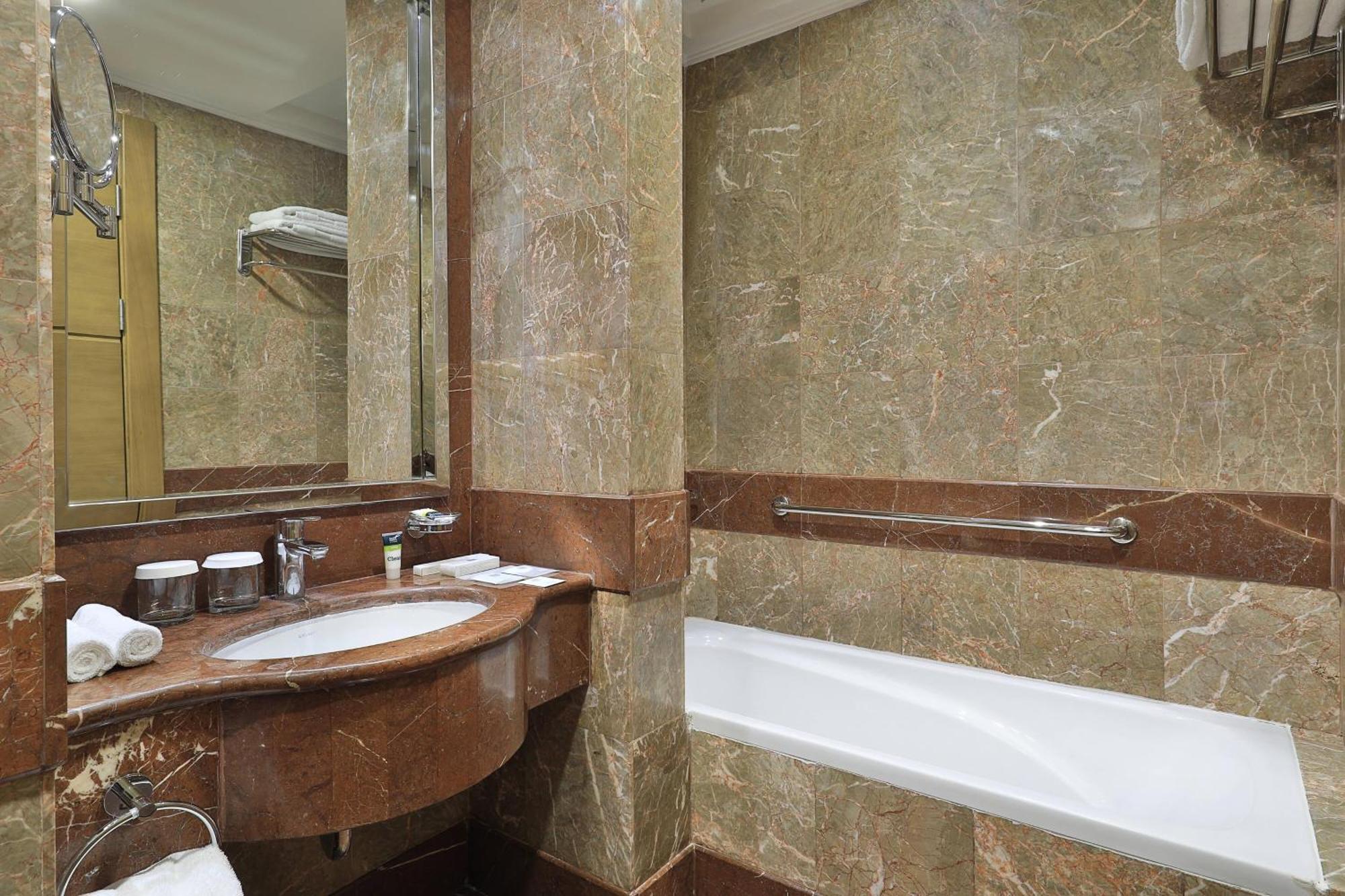 Four Points By Sheraton Makkah Al Naseem Mekka Exteriör bild